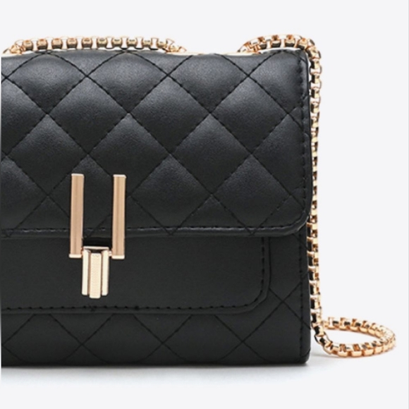 Sleek Mini Crossbody Bag - Black - Picture 3 of 4